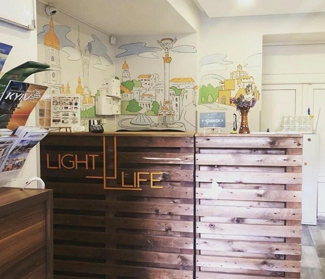Light Life Hostel Kiew Exterior foto